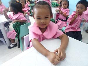 Daycare and tutoring for children in Cebu slums
