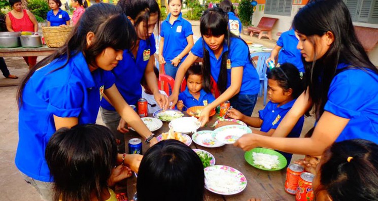 Cambodge Filles W4 Education Santé